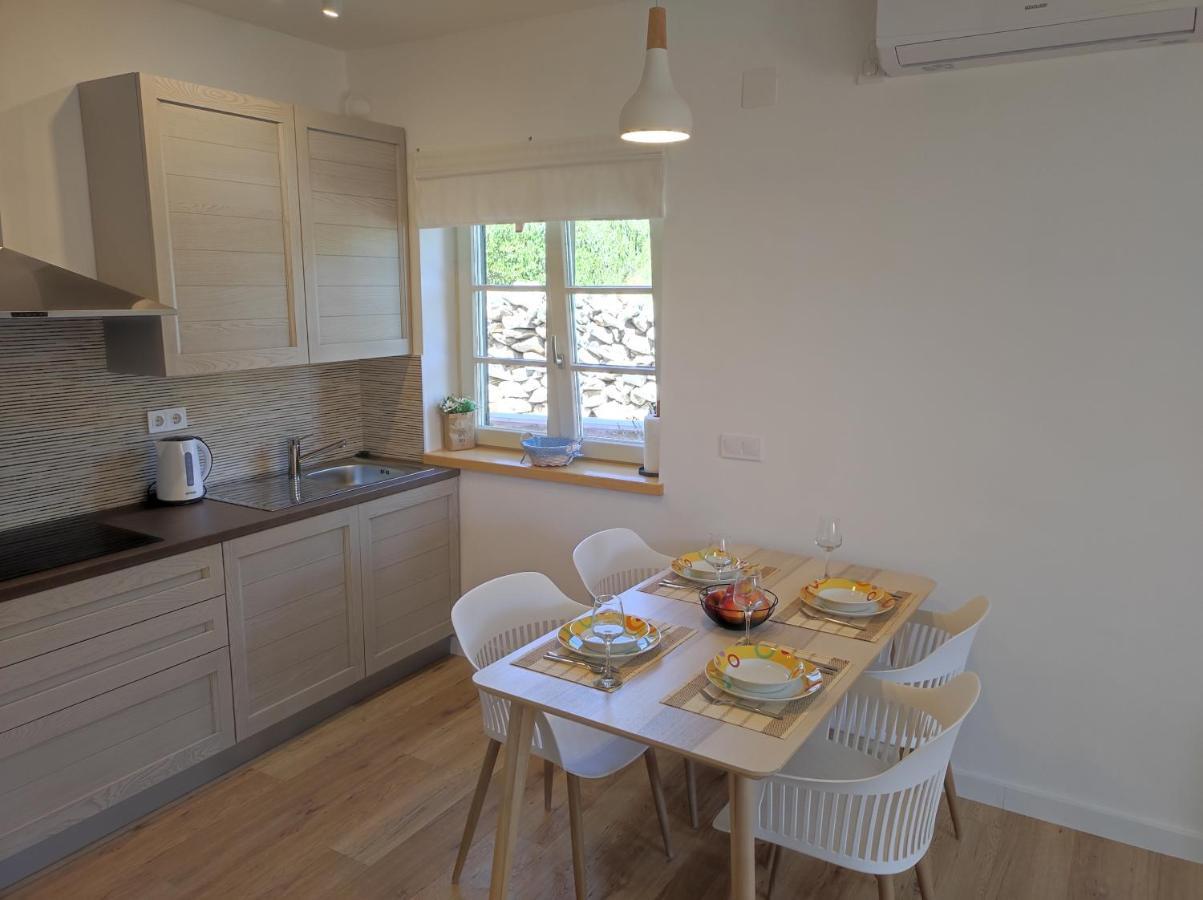 Lovro Luxury Apartment With Jacuzzi And Terrace Sea View サリ エクステリア 写真